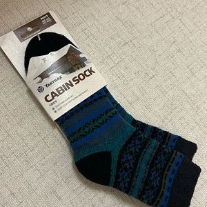 YakTrax Cabin Socks. Cozy. Thick. Blue multicolor. Brand new. Mens one size.